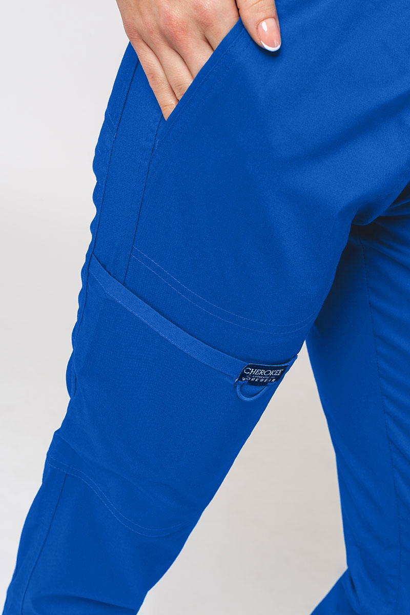 Lékařská dámská souprava Cherokee Revolution Cargo královsky modrá-12