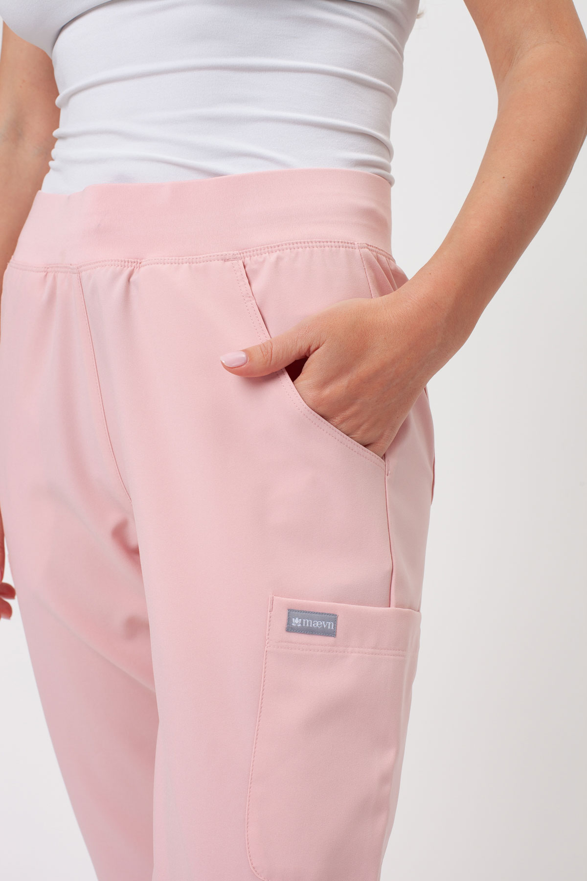 Dámská lékařská souprava Maevn Momentum Jogger světle růžová-9