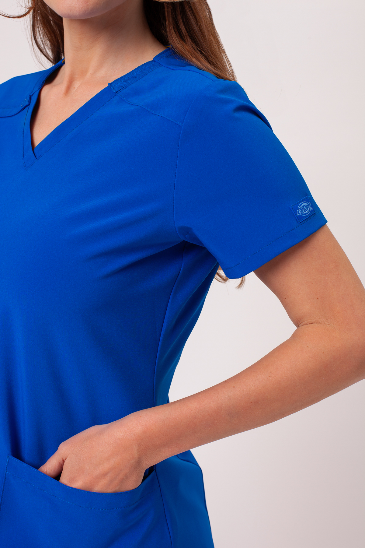 Dámská lékařská halena Dickies EDS Essentials V-Neck královsky modrá-4