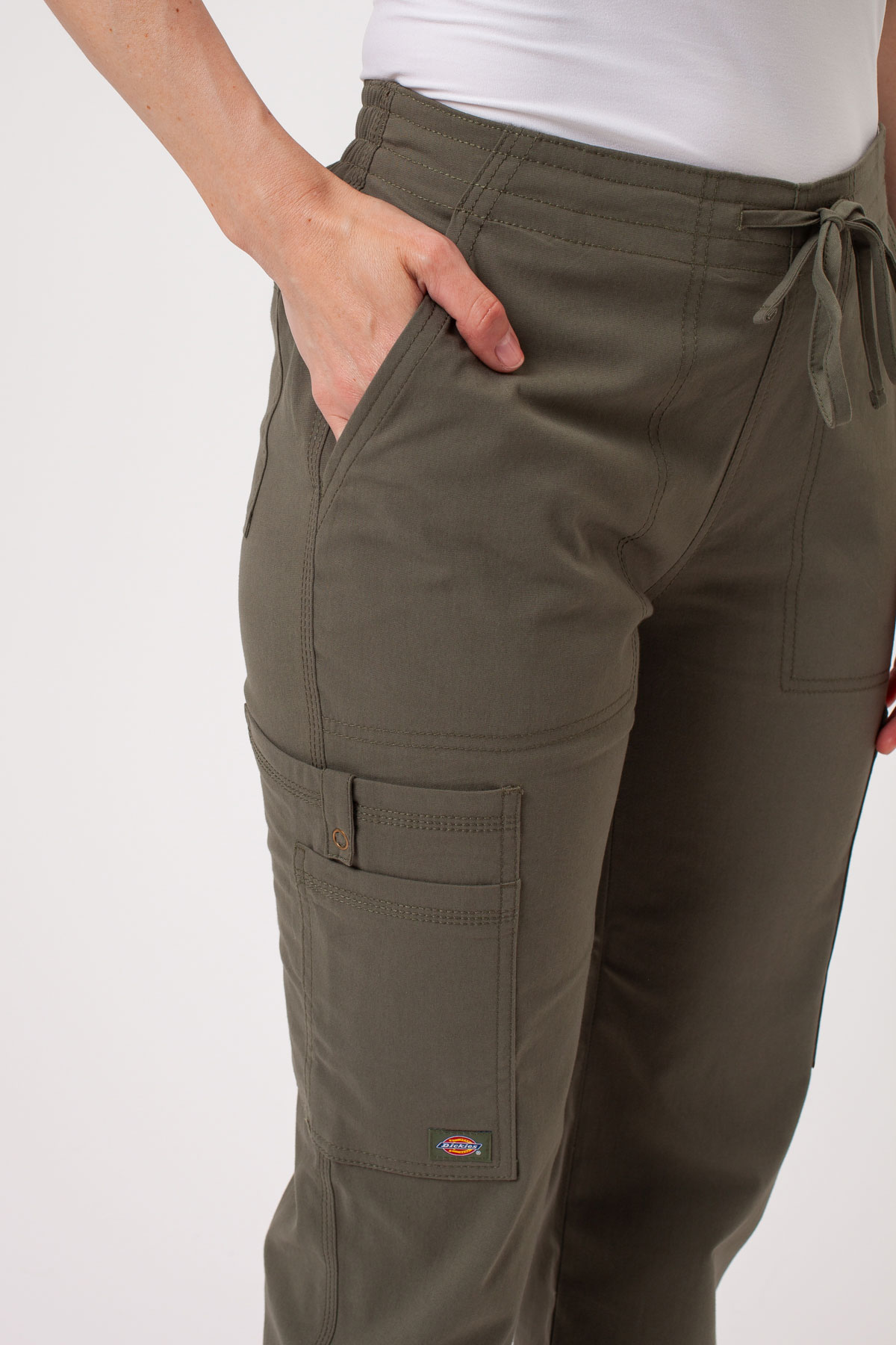 Dámská lékařská souprava Dickies Forge V-neck olivková-11