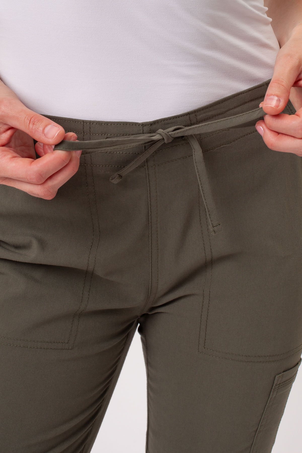 Dámská lékařská souprava Dickies Forge V-neck olivková-12