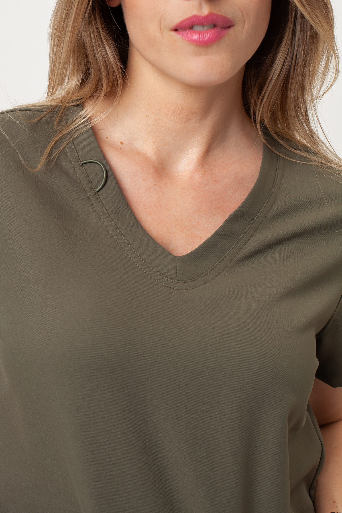 Dámská lékařská halena Cherokee Ultra V-neck Top olivková-2