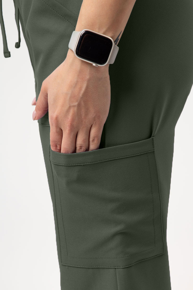 Dámské lékařské kalhoty Cherokee Ultra Cargo olivkové-4