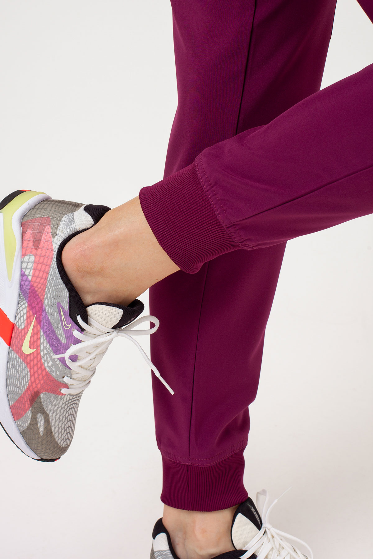 Dámské lékařské kalhoty Dickies EDS Essentials Mid Rise Jogger třešňové-6