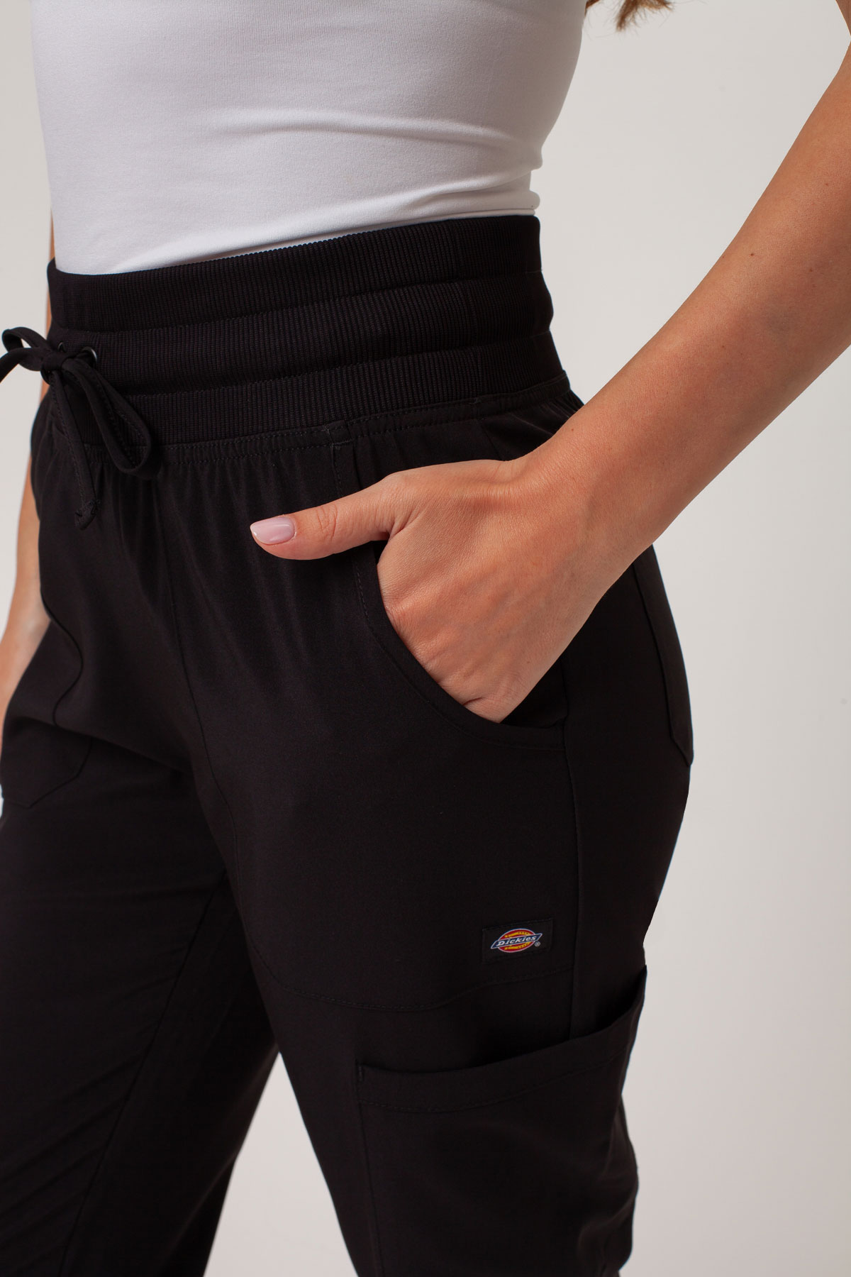 Dámské lékařské kalhoty Dickies EDS Essentials Mid Rise Jogger černé-2