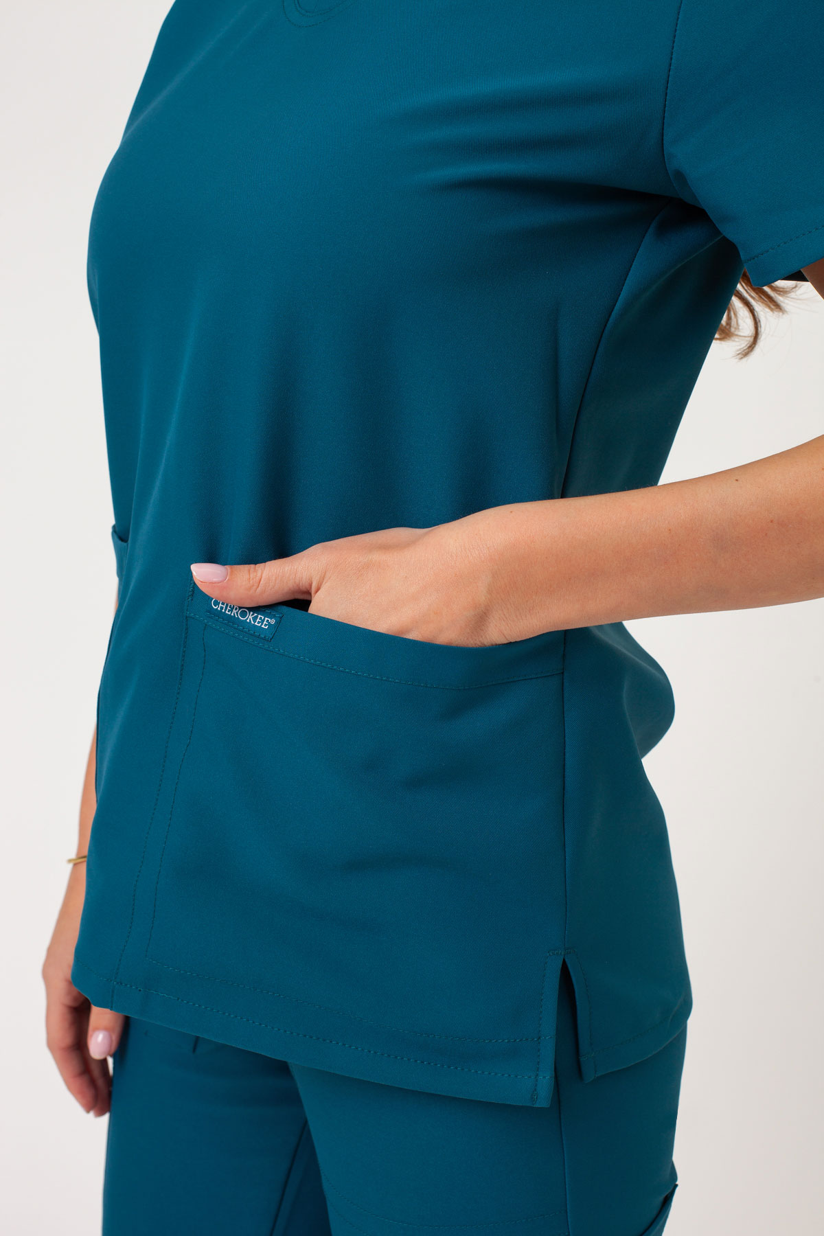 Dámská lékařská halena Cherokee Ultra V-neck Top karaibsky modrá-4