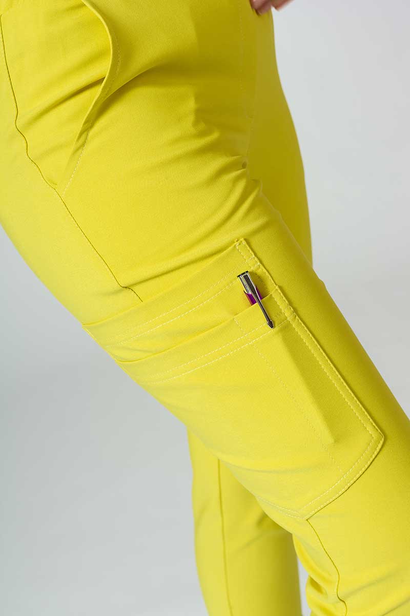 Dámské kalhoty Sunrise Uniforms Premium Chill jogger žluté-7