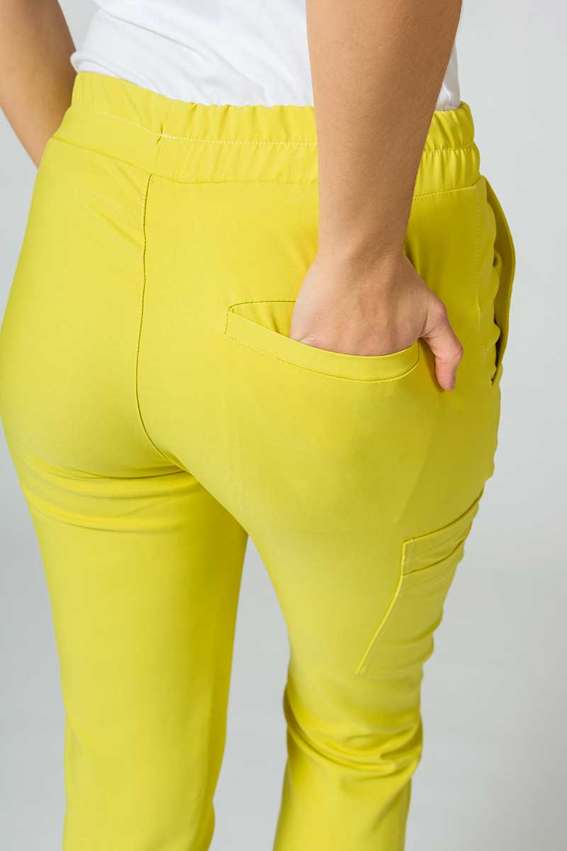 Dámské kalhoty Sunrise Uniforms Premium Chill jogger žluté-8