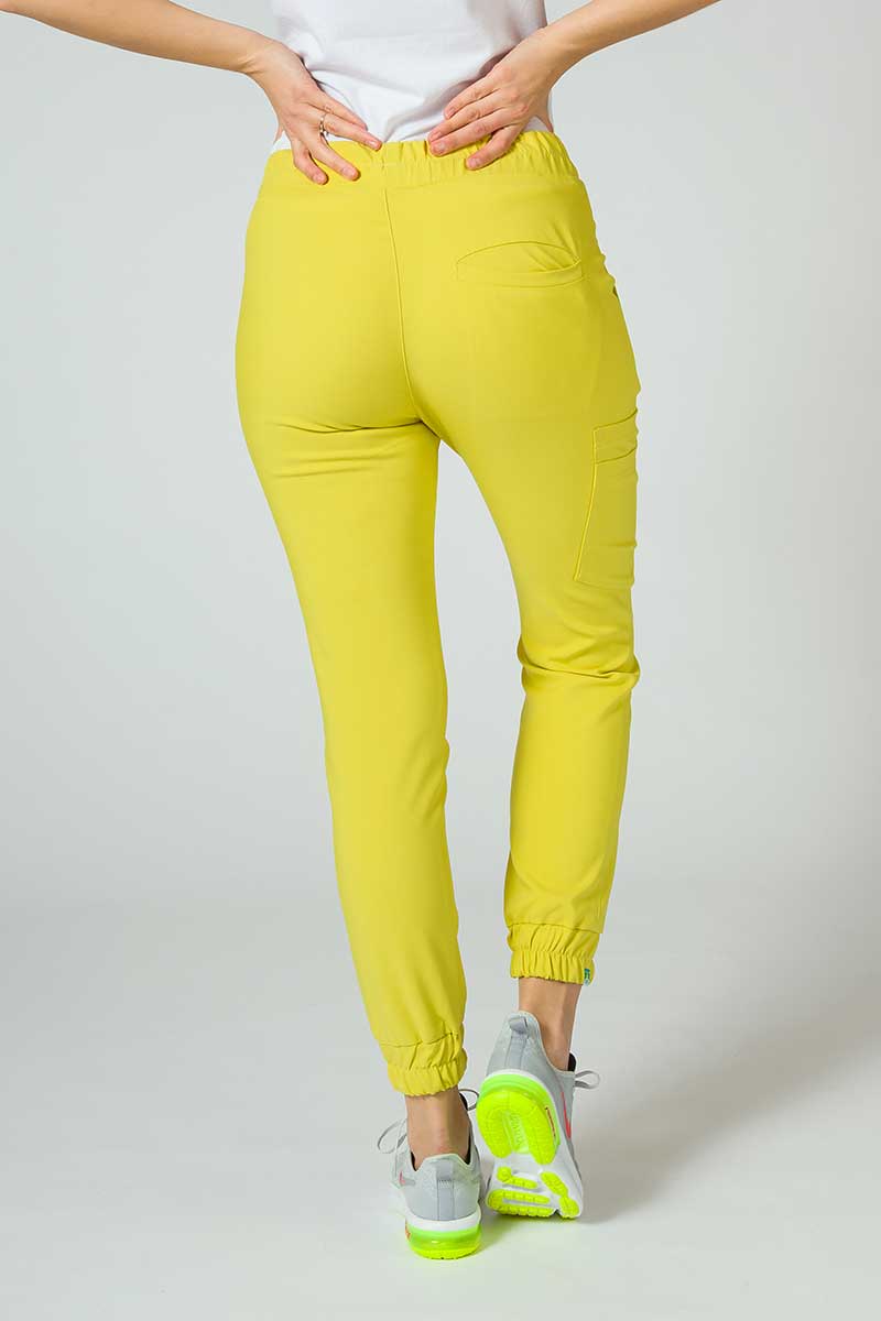 Dámské kalhoty Sunrise Uniforms Premium Chill jogger žluté-5
