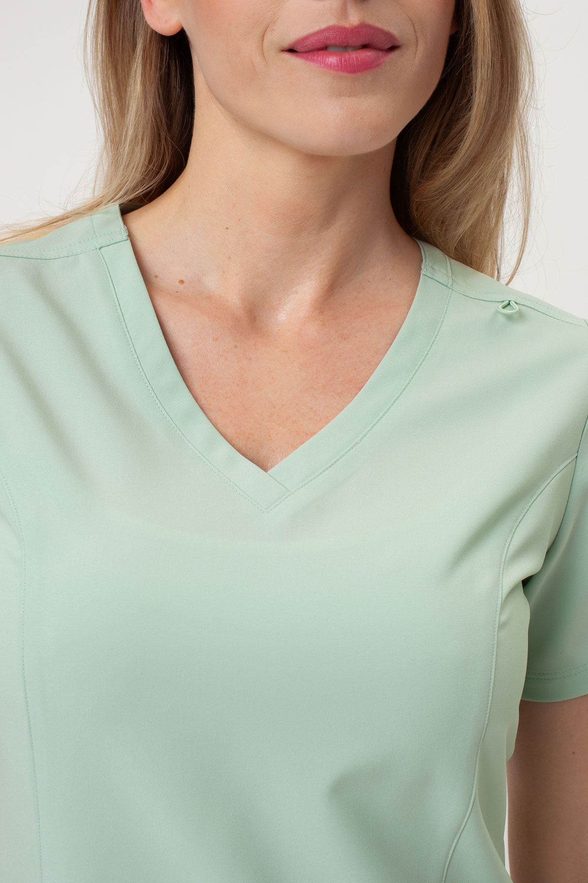 Lékařská dámská halena Maevn Momentum Double V-neck mátová-3