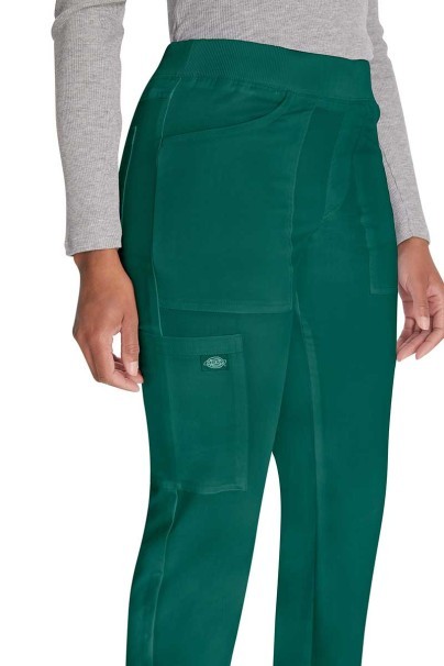Lékařská dámská souprava Dickies Balance (halena V-neck, kalhoty Mid Rise) zelená-7