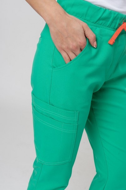 Dámské kalhoty Sunrise Uniforms Premium Chill jogger světle zelené-3