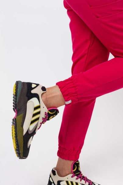 Dámské lékařské kalhoty Sunrise Uniforms Premium Vibe jogger malinové-7
