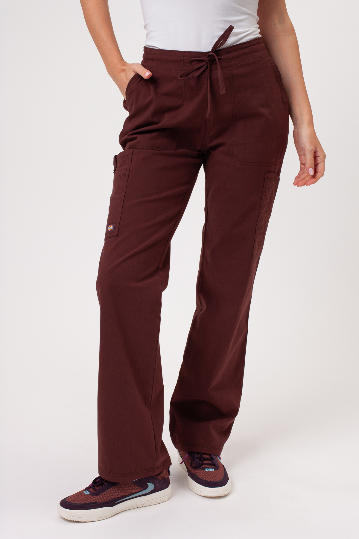 Dámské lékařské kalhoty Dickies Forge Straight Leg hnědé