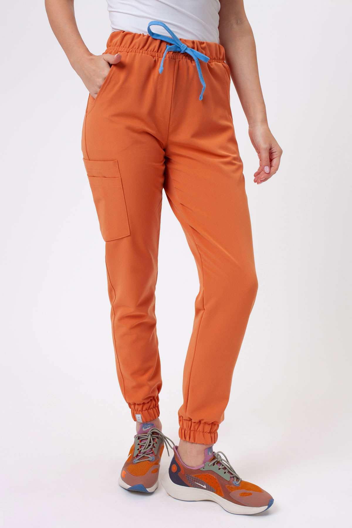 Dámské lékařské kalhoty Sunrise Uniforms Premium Vibe jogger caramel